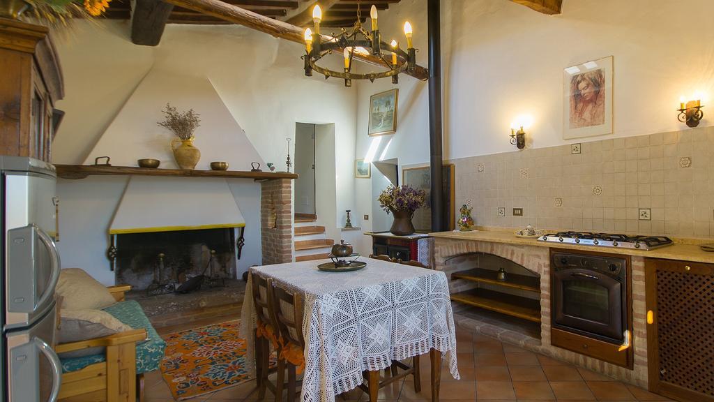 Agriturismo Corvaia Radicofani Ngoại thất bức ảnh