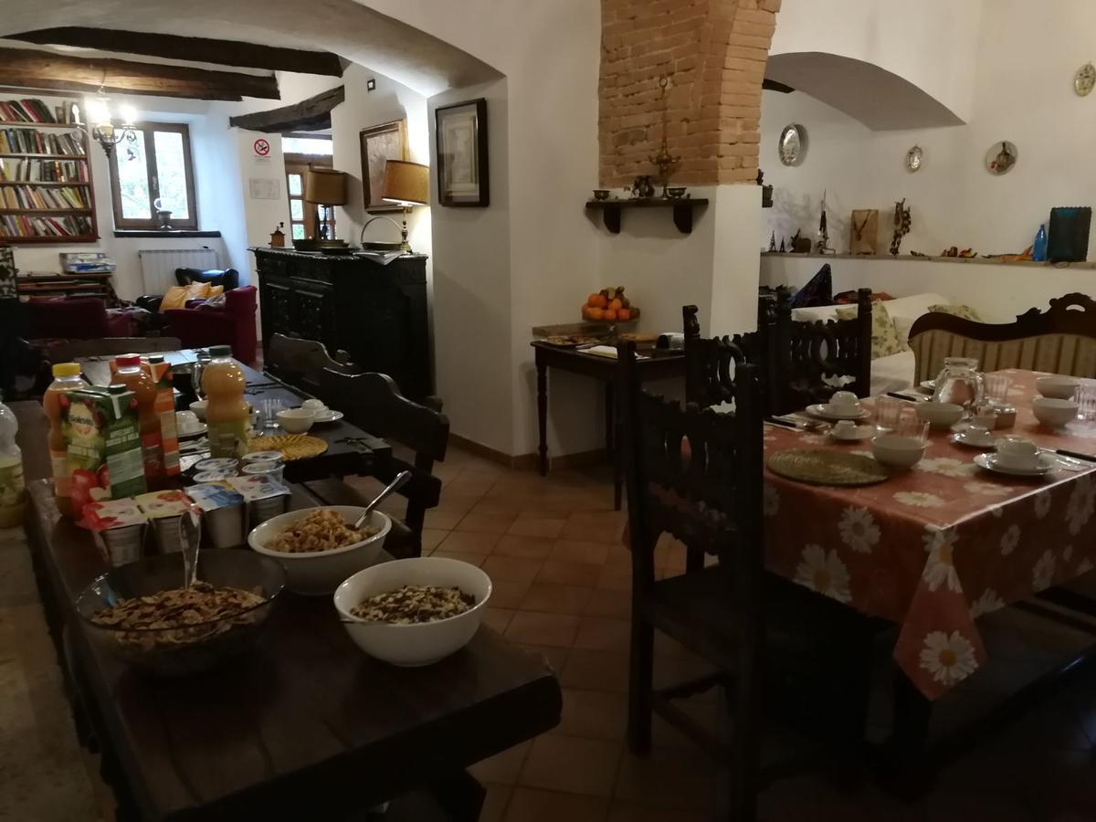 Agriturismo Corvaia Radicofani Ngoại thất bức ảnh